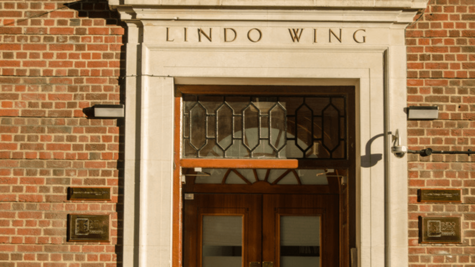 The Lindo Wing Hospital Signage